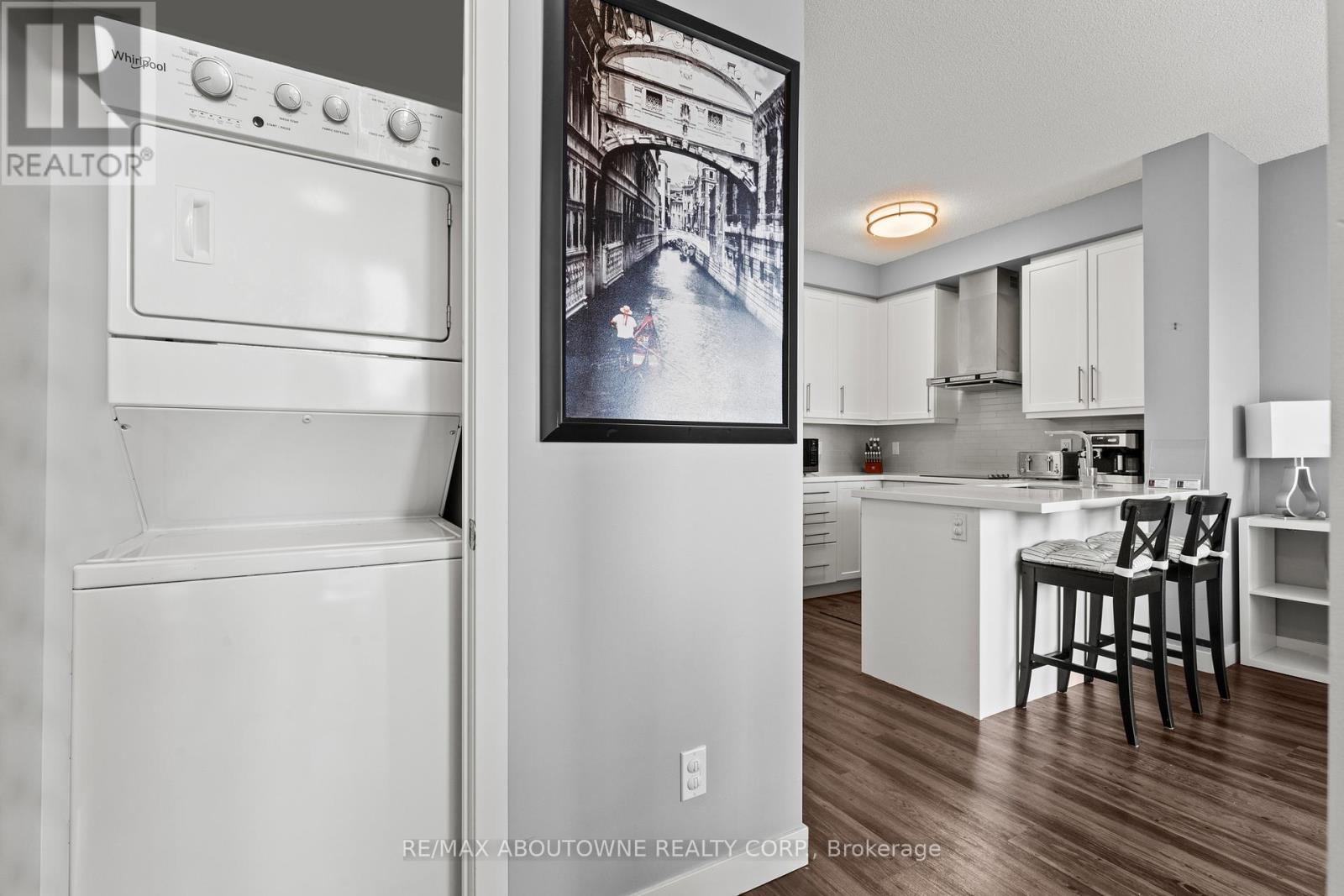 906 - 2087 Fairview Street, Burlington, Ontario  L7R 0E5 - Photo 17 - W12790320