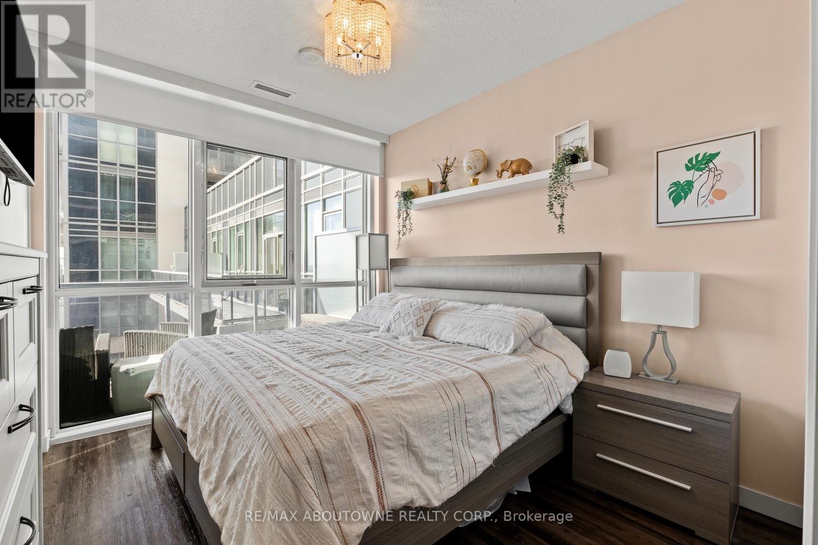 906 - 2087 Fairview Street, Burlington, Ontario  L7R 0E5 - Photo 20 - W12790320