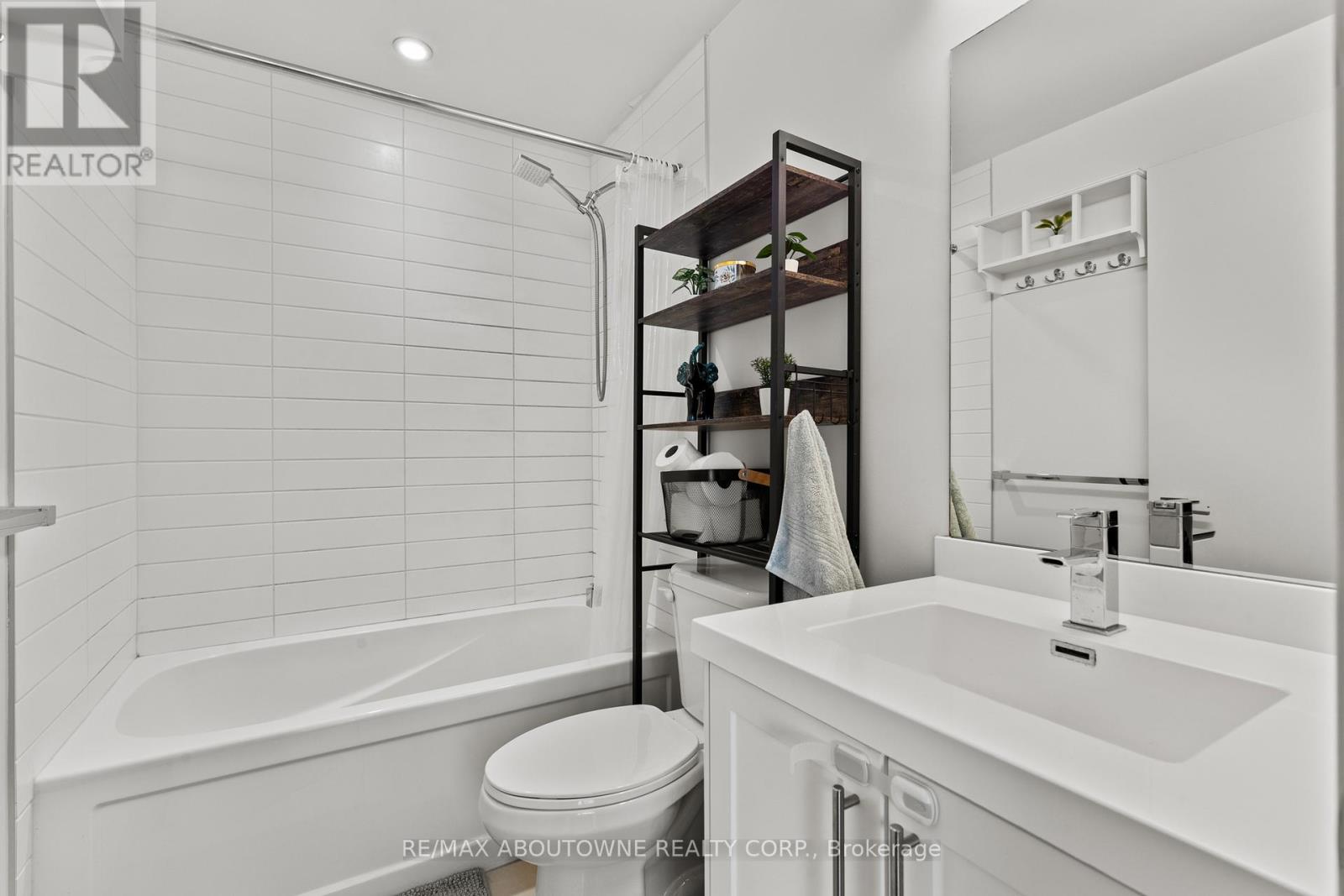 906 - 2087 Fairview Street, Burlington, Ontario  L7R 0E5 - Photo 23 - W12790320