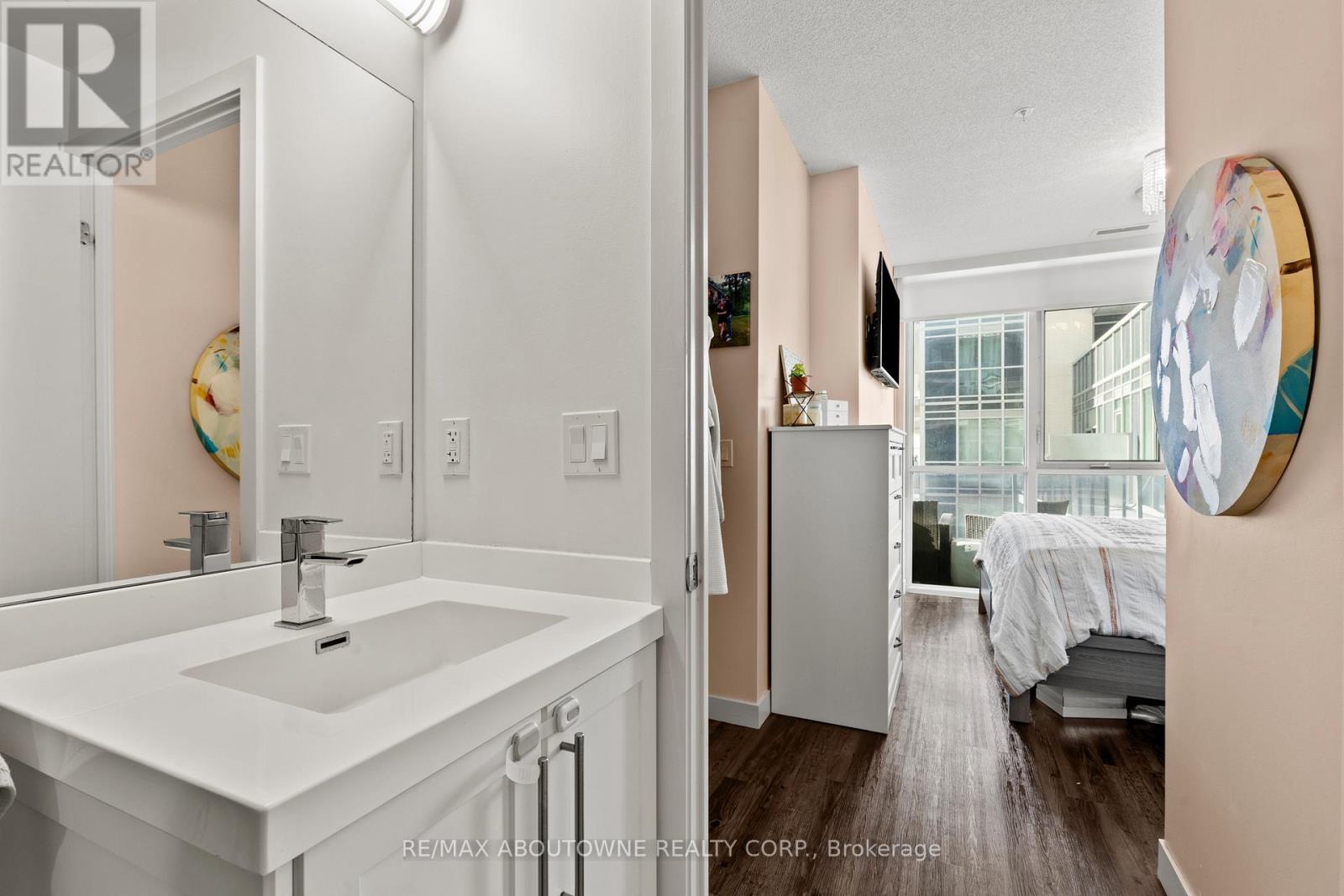 906 - 2087 Fairview Street, Burlington, Ontario  L7R 0E5 - Photo 24 - W12790320