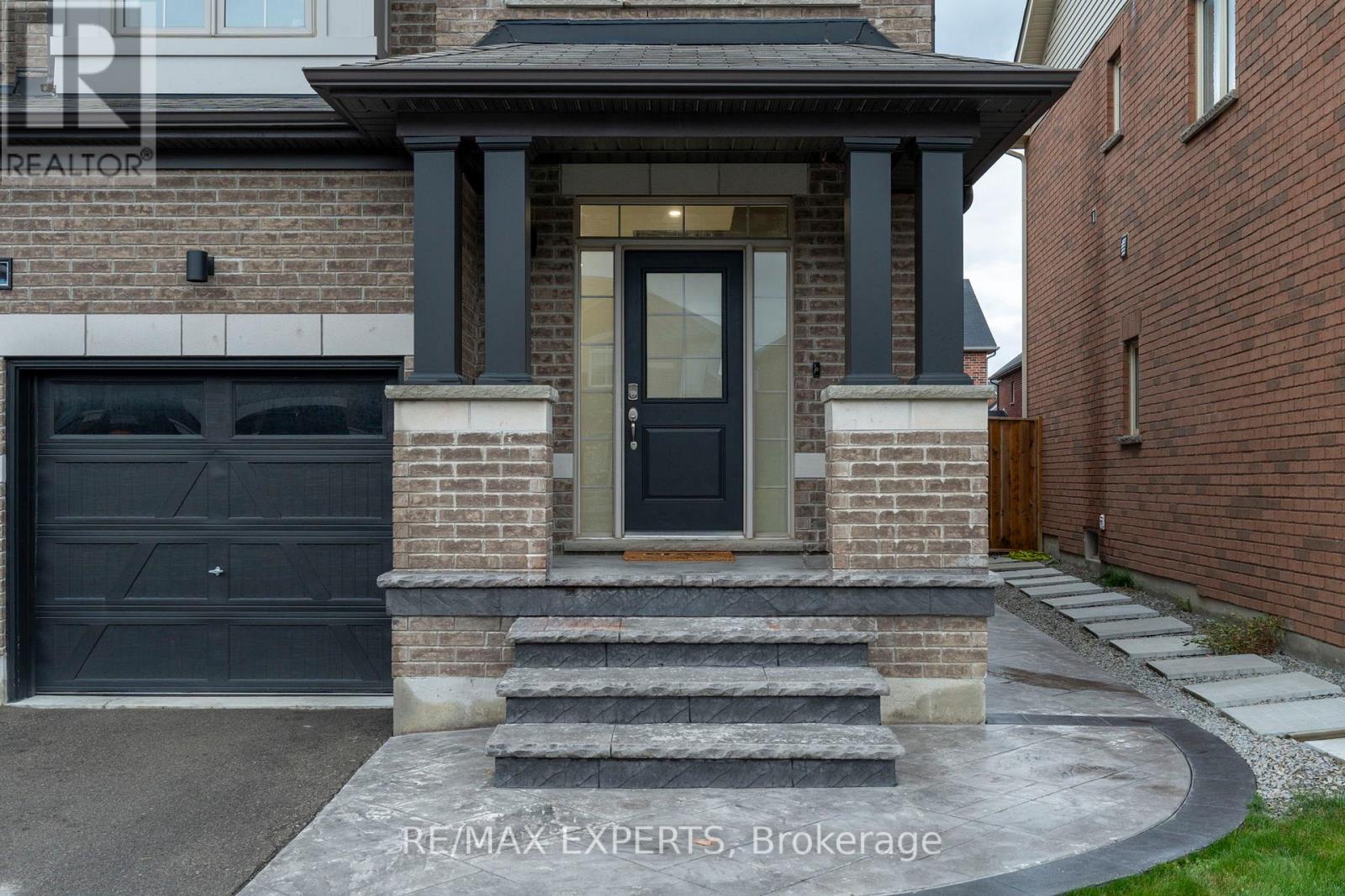 1430 Farrow Crescent, Innisfil, Ontario  L9S 0L6 - Photo 3 - N12786256