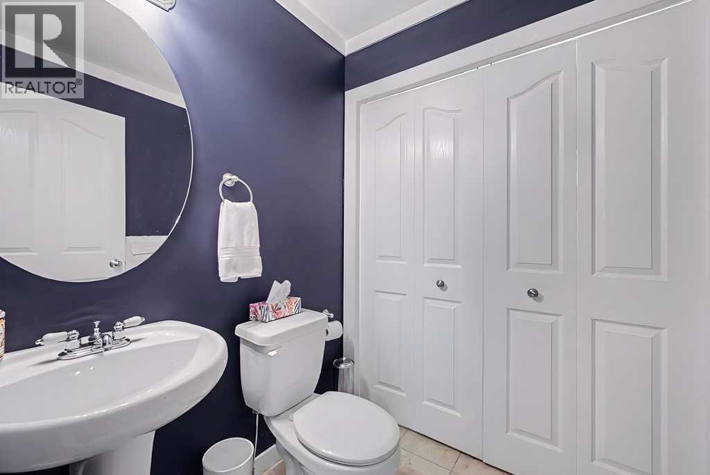 88 Somerside Common Sw, Calgary, Alberta  T2Y 3M8 - Photo 21 - A2283097