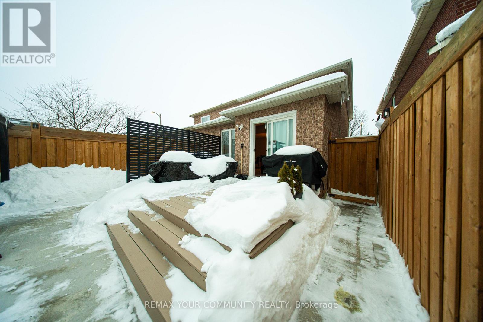 34 Kalmar Crescent, Richmond Hill, Ontario  L4E 3Z3 - Photo 38 - N12790358