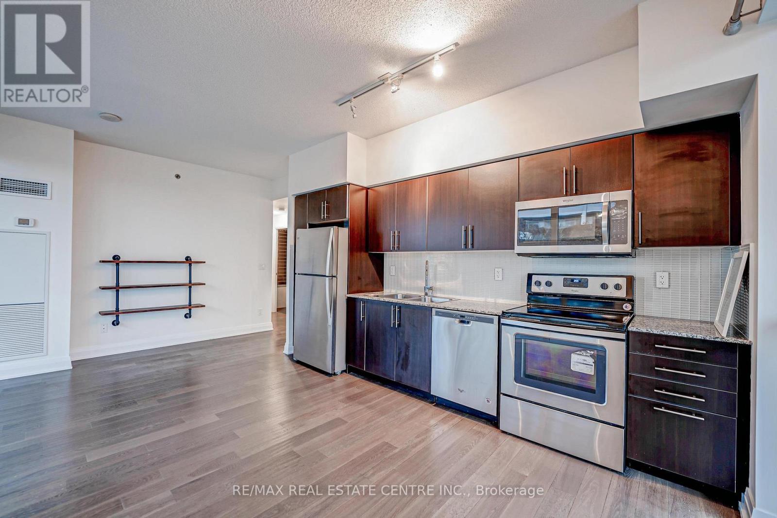 611 - 55 Speers Road, Oakville, Ontario  L6K 0H9 - Photo 12 - W12790350