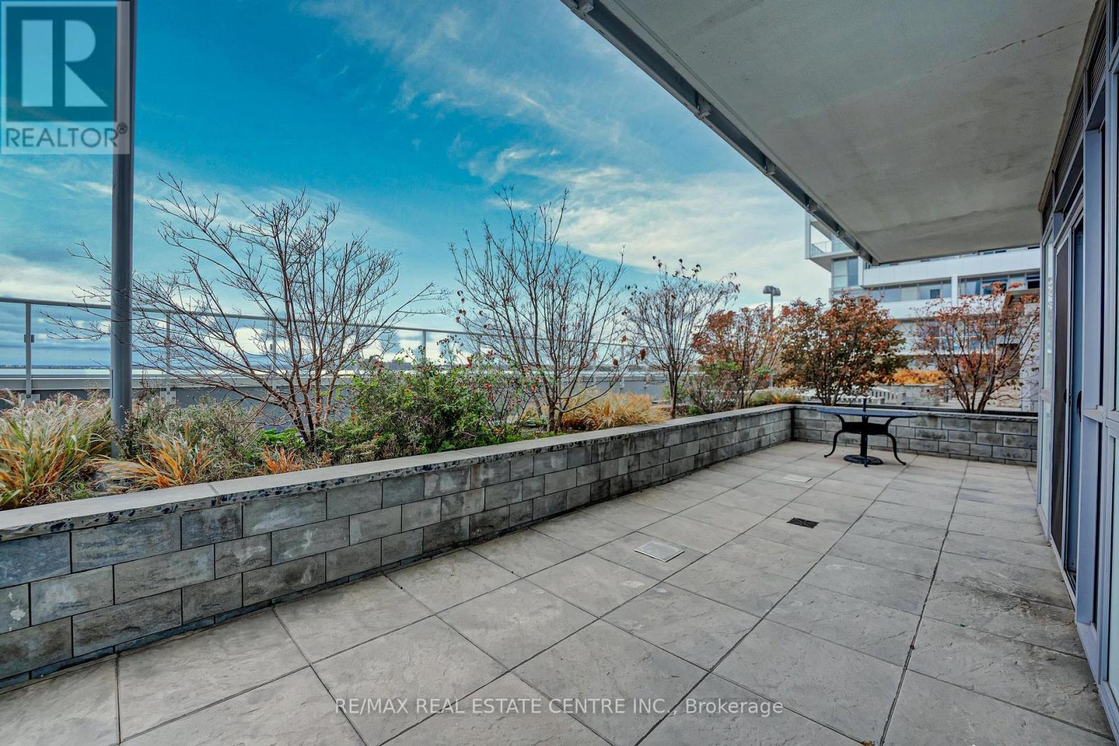 611 - 55 Speers Road, Oakville, Ontario  L6K 0H9 - Photo 29 - W12790350