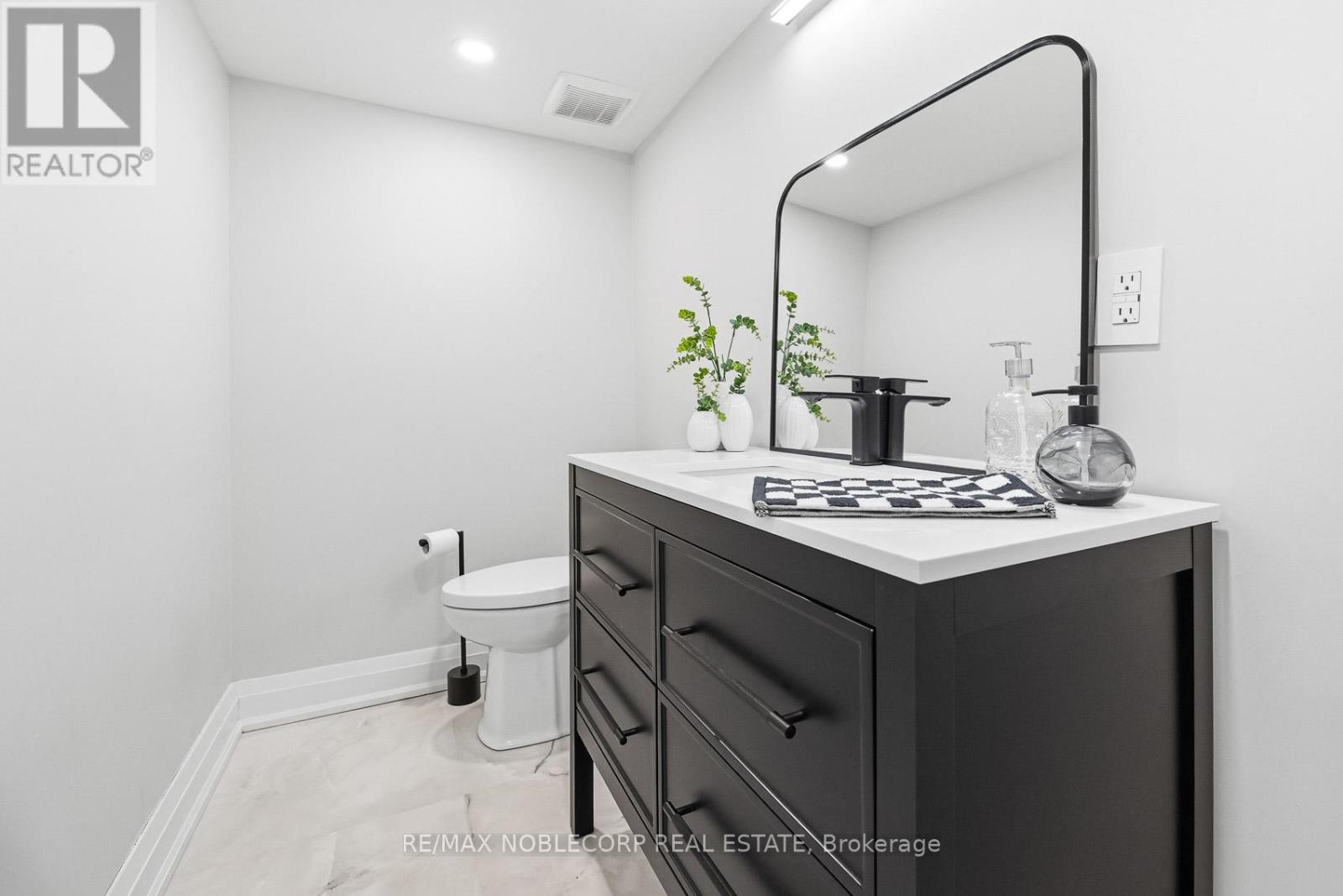 17 Senator Way, Caledon, Ontario  L7E 2R9 - Photo 26 - W12790360