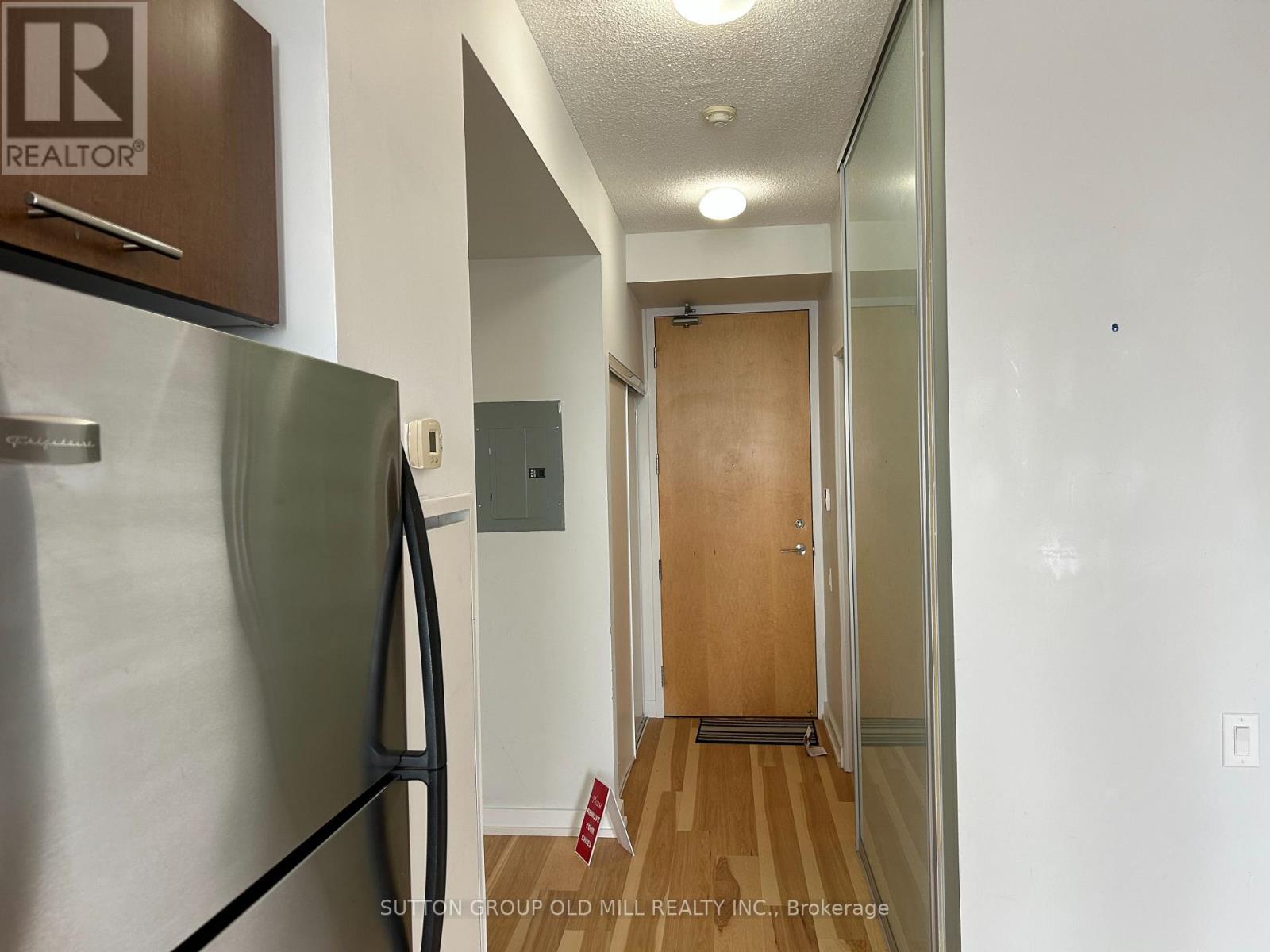 1103 - 33 Mill Street, Toronto, Ontario  M5A 3R3 - Photo 2 - C12790382