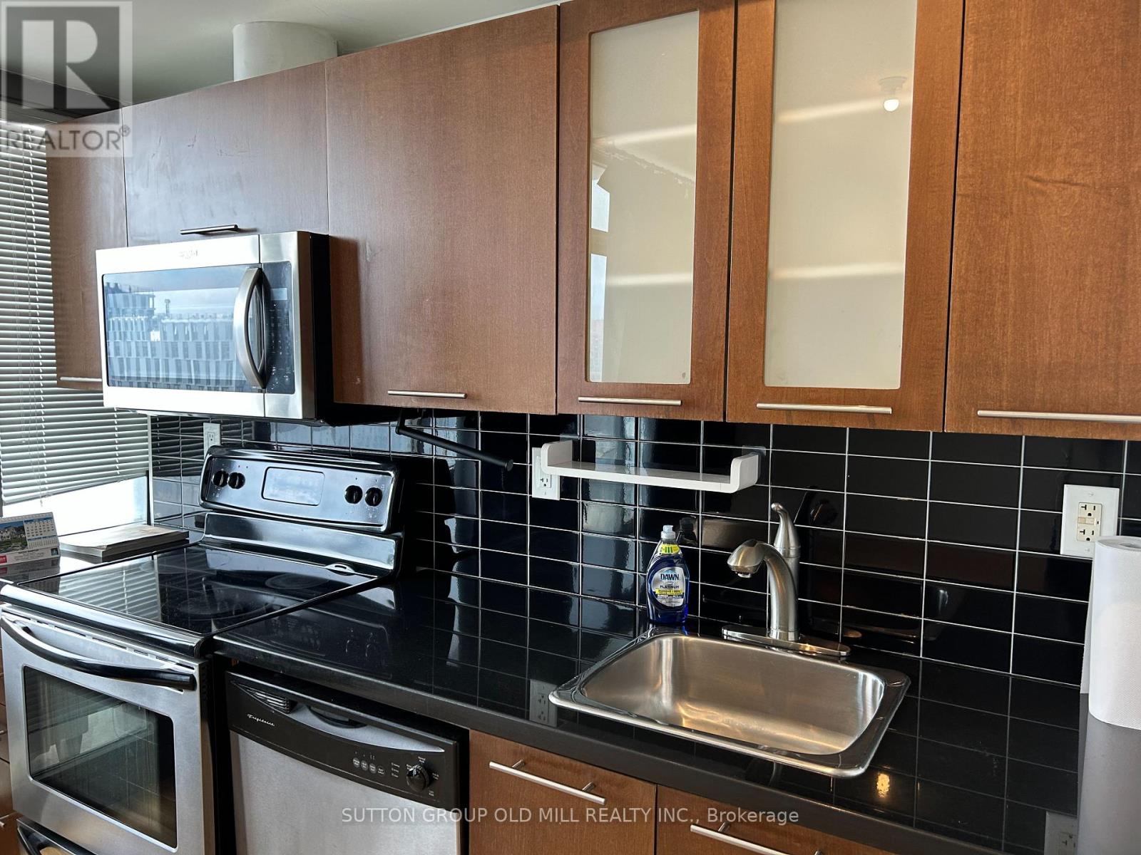 1103 - 33 Mill Street, Toronto, Ontario  M5A 3R3 - Photo 4 - C12790382