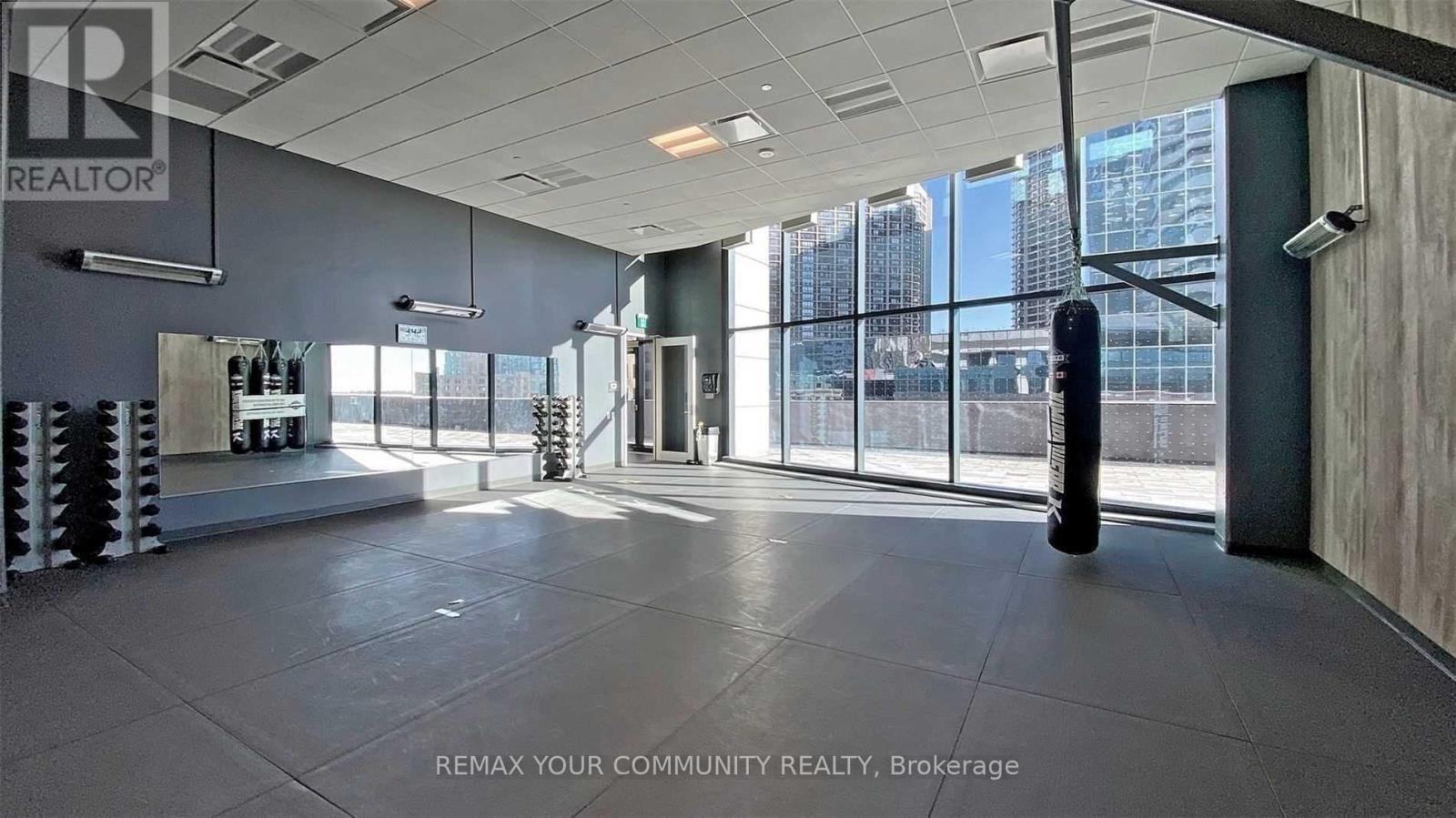 1501 - 100 Harbour Street, Toronto (Waterfront Communities), Ontario  M5J 2T5 - Photo 22 - C12790404