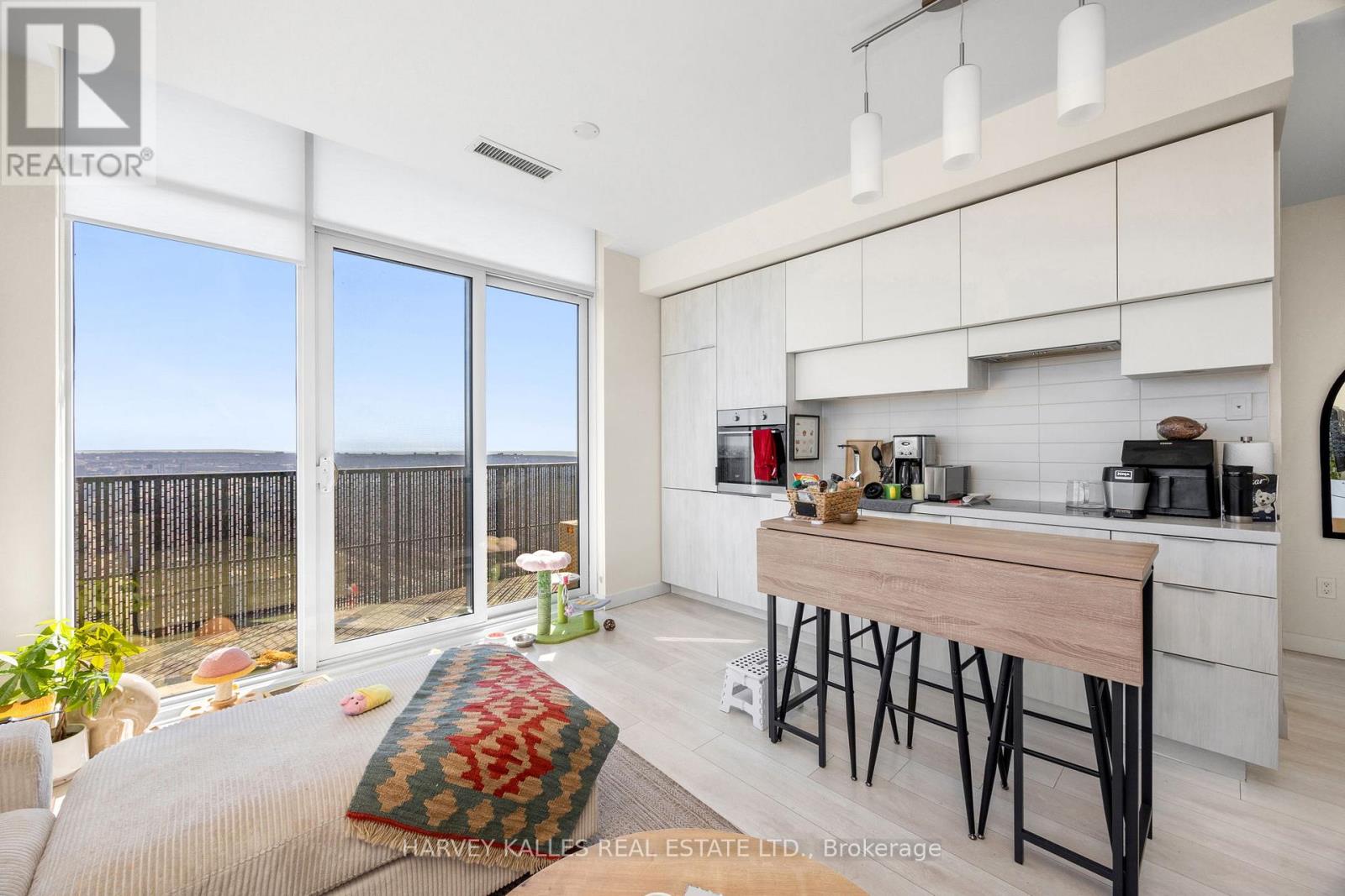 5807 - 8 Eglinton Avenue E, Toronto (Mount Pleasant West), Ontario  M4P 0C1 - Photo 12 - C12790416