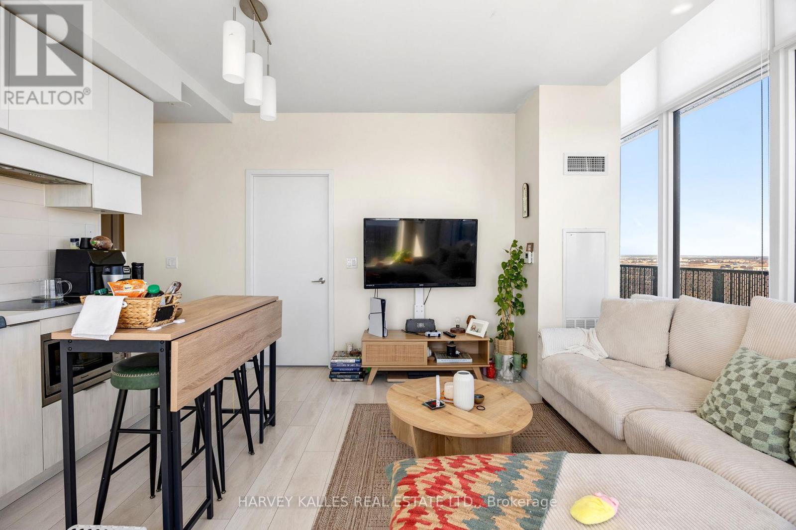 5807 - 8 Eglinton Avenue E, Toronto (Mount Pleasant West), Ontario  M4P 0C1 - Photo 13 - C12790416