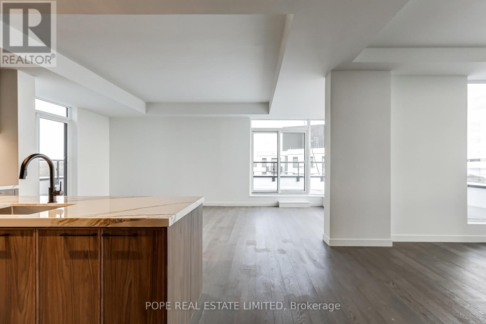 1601 - 1050 Eastern Avenue, Toronto (Greenwood-Coxwell), Ontario  M4L 0B7 - Photo 17 - E12790394