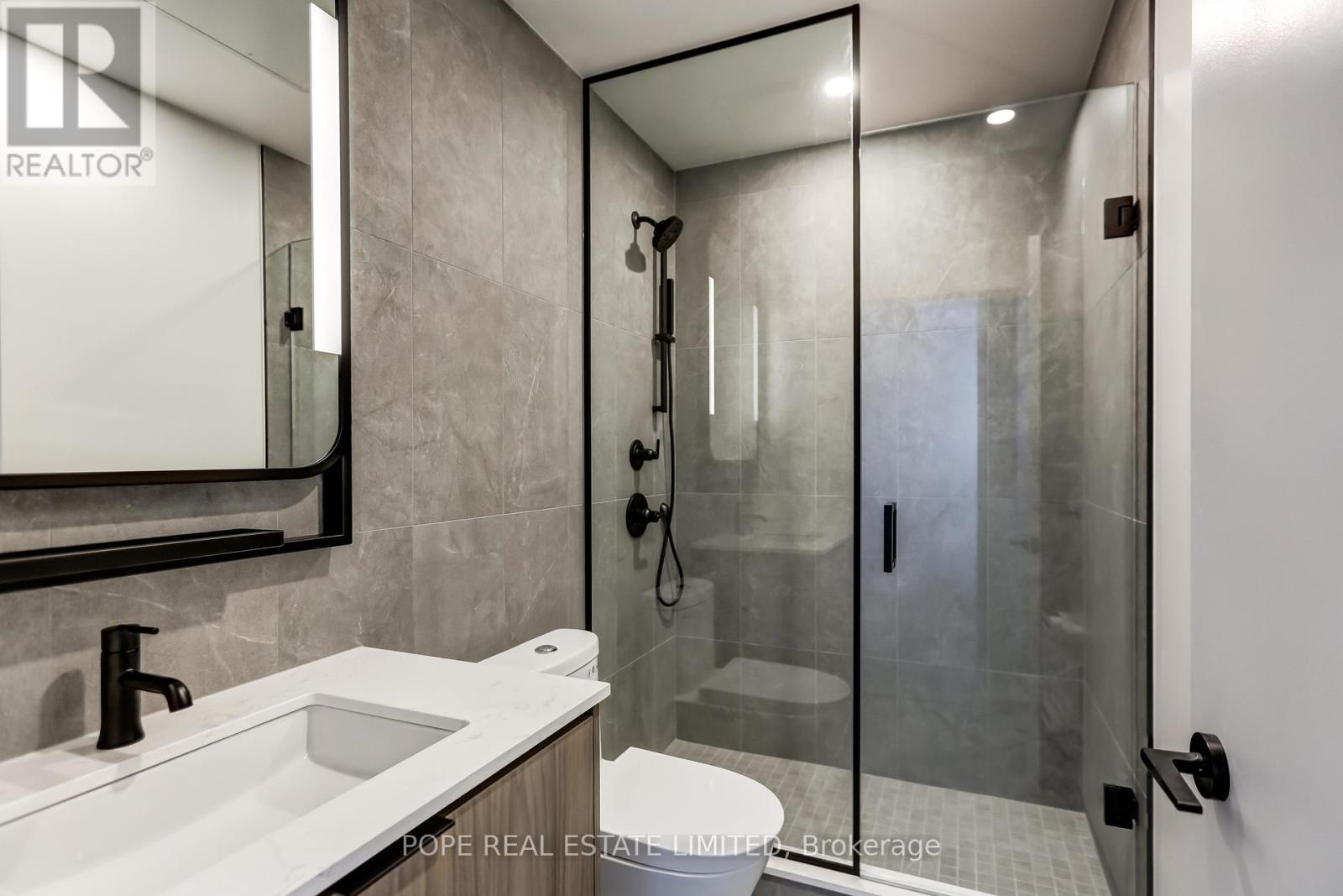 1601 - 1050 Eastern Avenue, Toronto (Greenwood-Coxwell), Ontario  M4L 0B7 - Photo 42 - E12790394