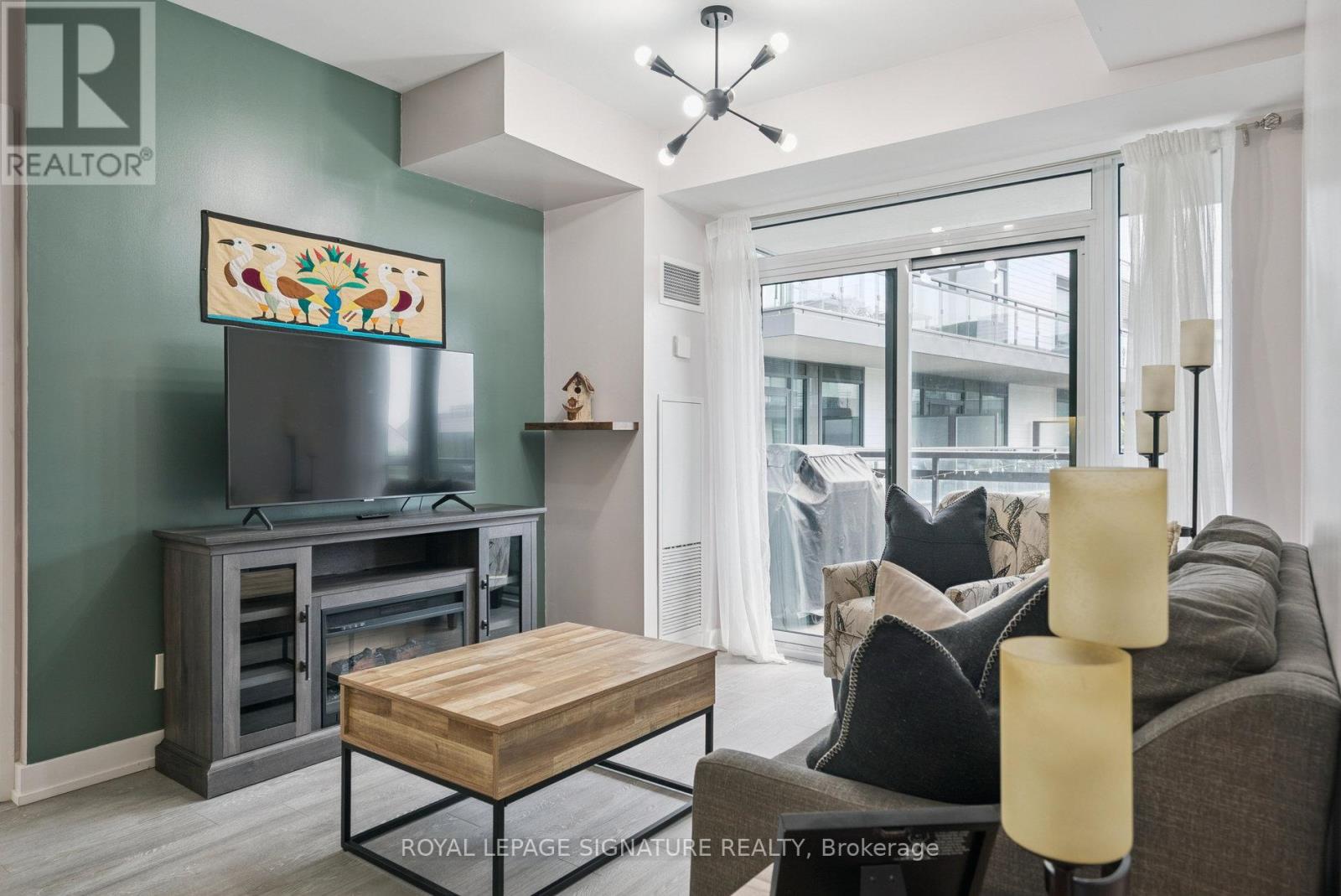 C305 - 301 Sea Ray Avenue, Innisfil, Ontario  L9S 0L8 - Photo 8 - N12790392