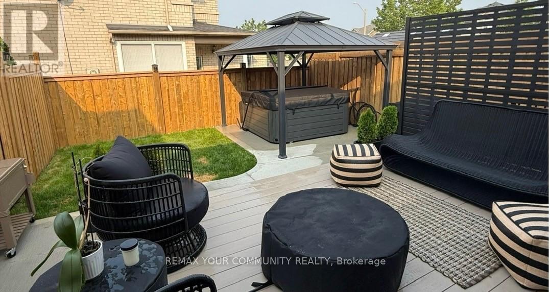 34 Kalmar Crescent, Richmond Hill, Ontario  L4E 3Z3 - Photo 39 - N12790358