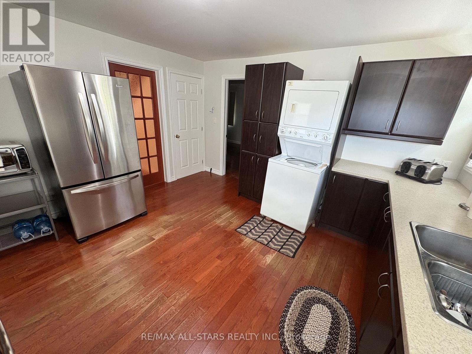 77 Bobcaygeon Road, Minden Hills, Ontario  K0M 2K0 - Photo 17 - X12373324