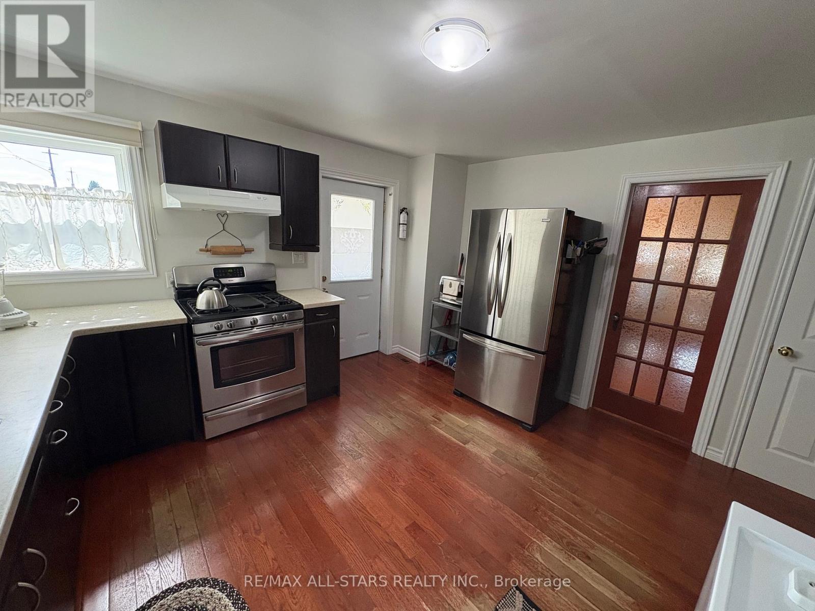 77 Bobcaygeon Road, Minden Hills, Ontario  K0M 2K0 - Photo 15 - X12373324