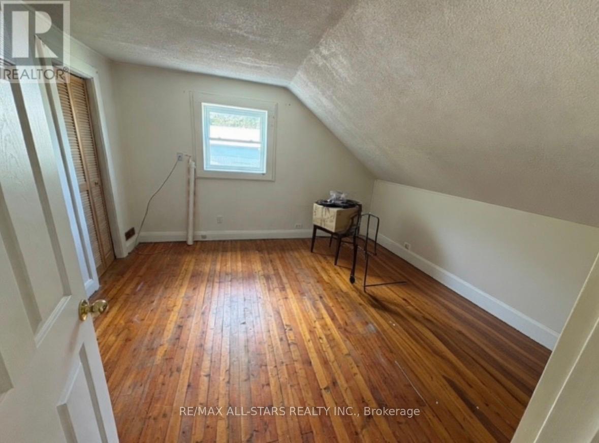 77 Bobcaygeon Road, Minden Hills, Ontario  K0M 2K0 - Photo 29 - X12373324