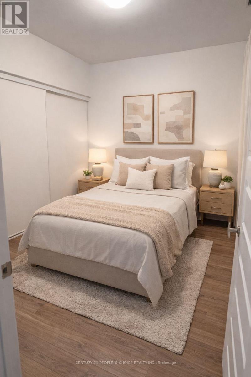 490 Gordon Krantz Avenue, Milton, Ontario  L9T 2X5 - Photo 2 - W12790370