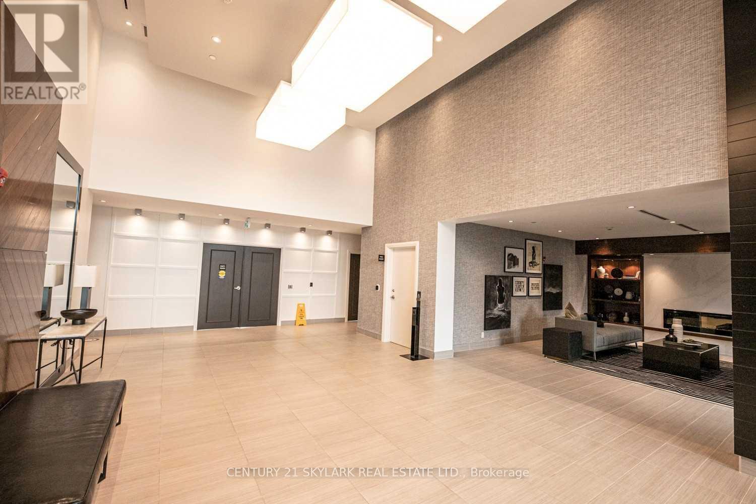 505 - 102 Grovewood Common, Oakville, Ontario  L6H 0X3 - Photo 7 - W12790374