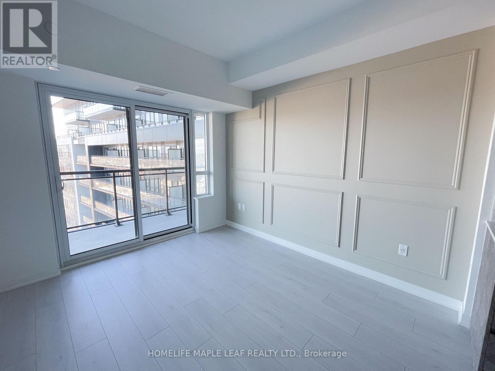 834 - 395 Dundas Street W, Oakville, Ontario  L6M 5R8 - Photo 4 - W12790378