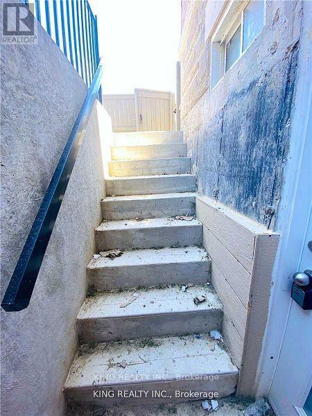 43 Hoxton Road, Brampton, Ontario  L7A 4L5 - Photo 20 - W12790390