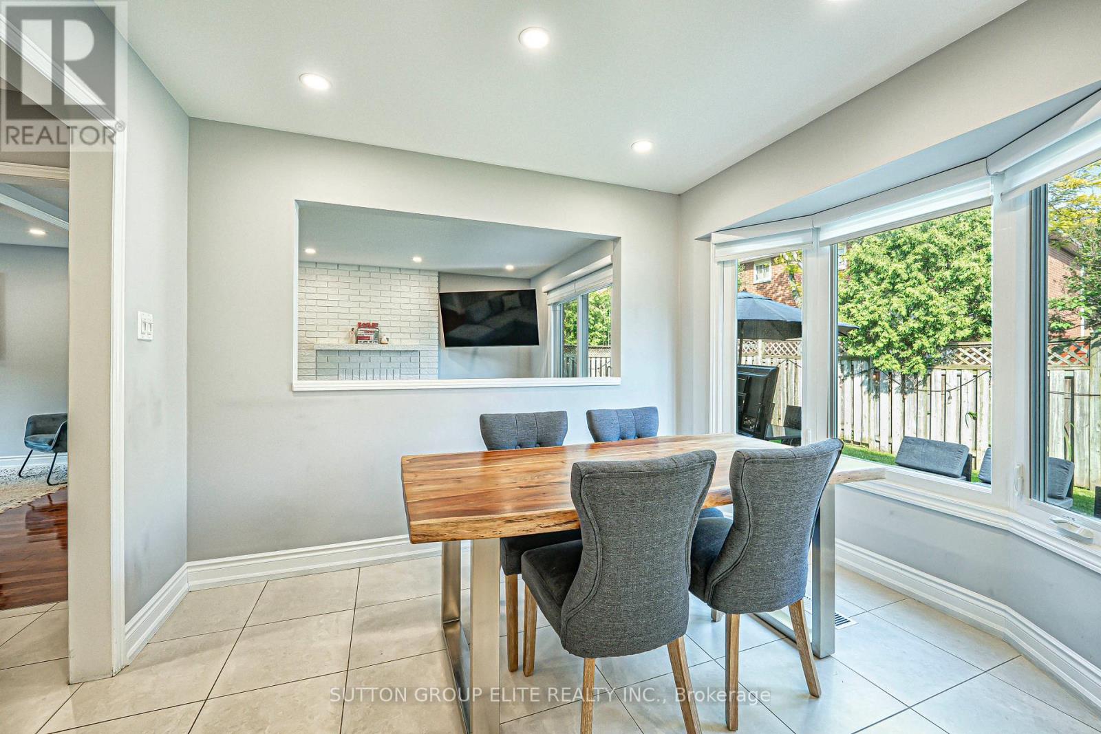 298 Fredericksburg Court, Mississauga, Ontario  L4Z 2T2 - Photo 13 - W12790396