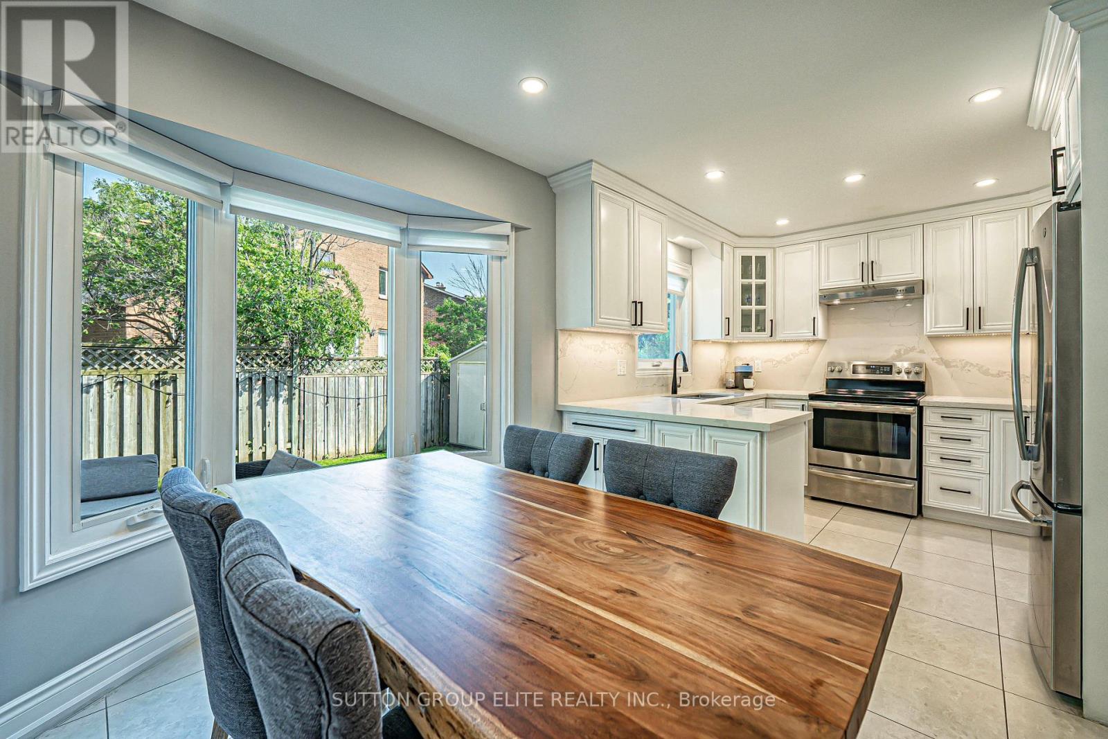 298 Fredericksburg Court, Mississauga, Ontario  L4Z 2T2 - Photo 14 - W12790396