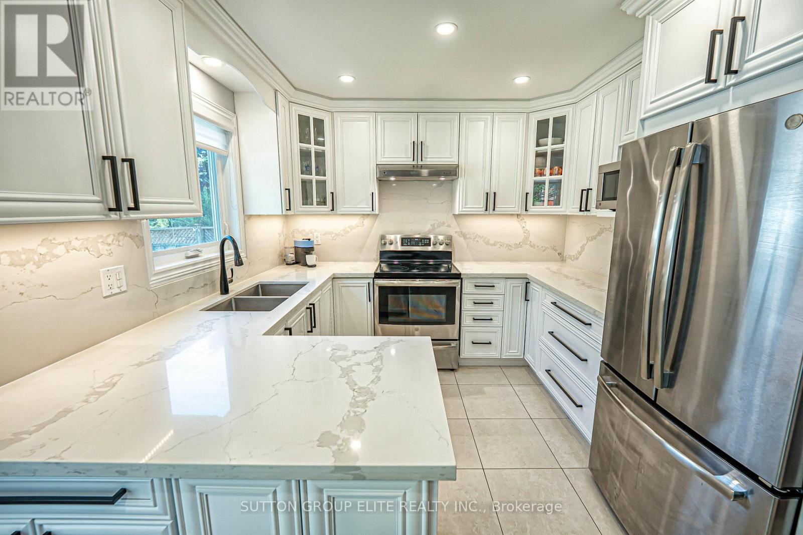 298 Fredericksburg Court, Mississauga, Ontario  L4Z 2T2 - Photo 16 - W12790396