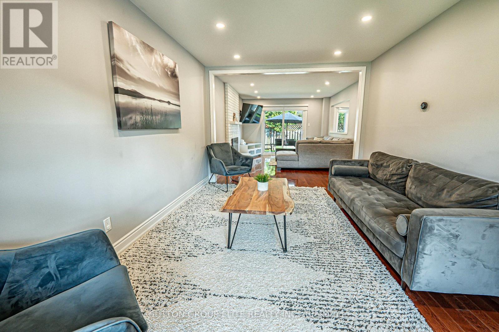 298 Fredericksburg Court, Mississauga, Ontario  L4Z 2T2 - Photo 6 - W12790396