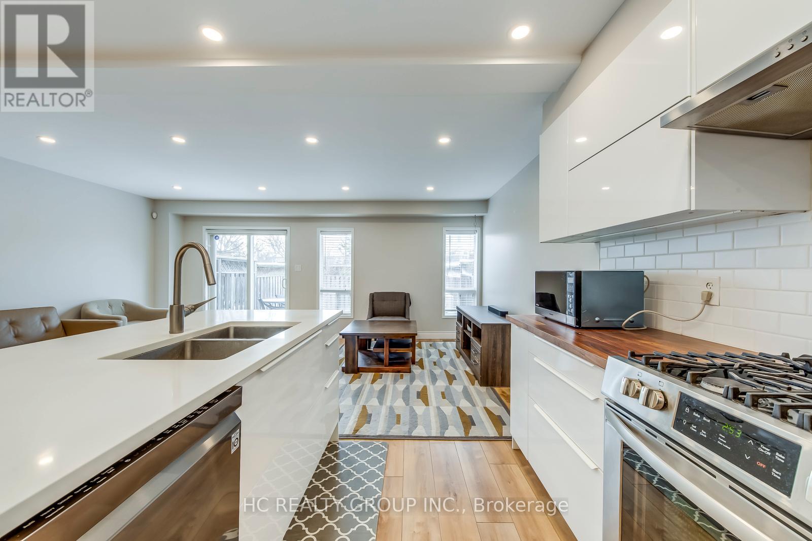 75 - 1489 Heritage Way, Oakville, Ontario  L6M 4M7 - Photo 11 - W12790402