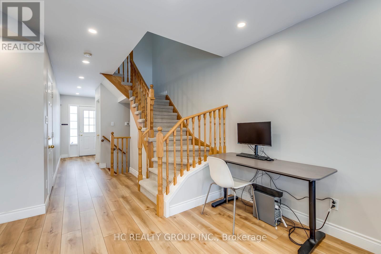 75 - 1489 Heritage Way, Oakville, Ontario  L6M 4M7 - Photo 18 - W12790402