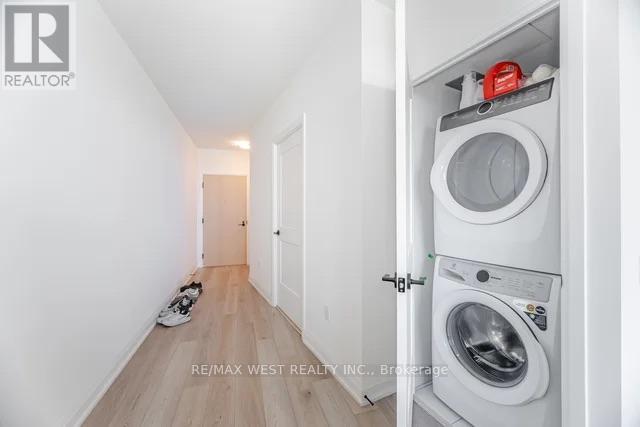 218 - 60 George Butchart Drive, Toronto, Ontario  M3K 0E1 - Photo 8 - W12790418