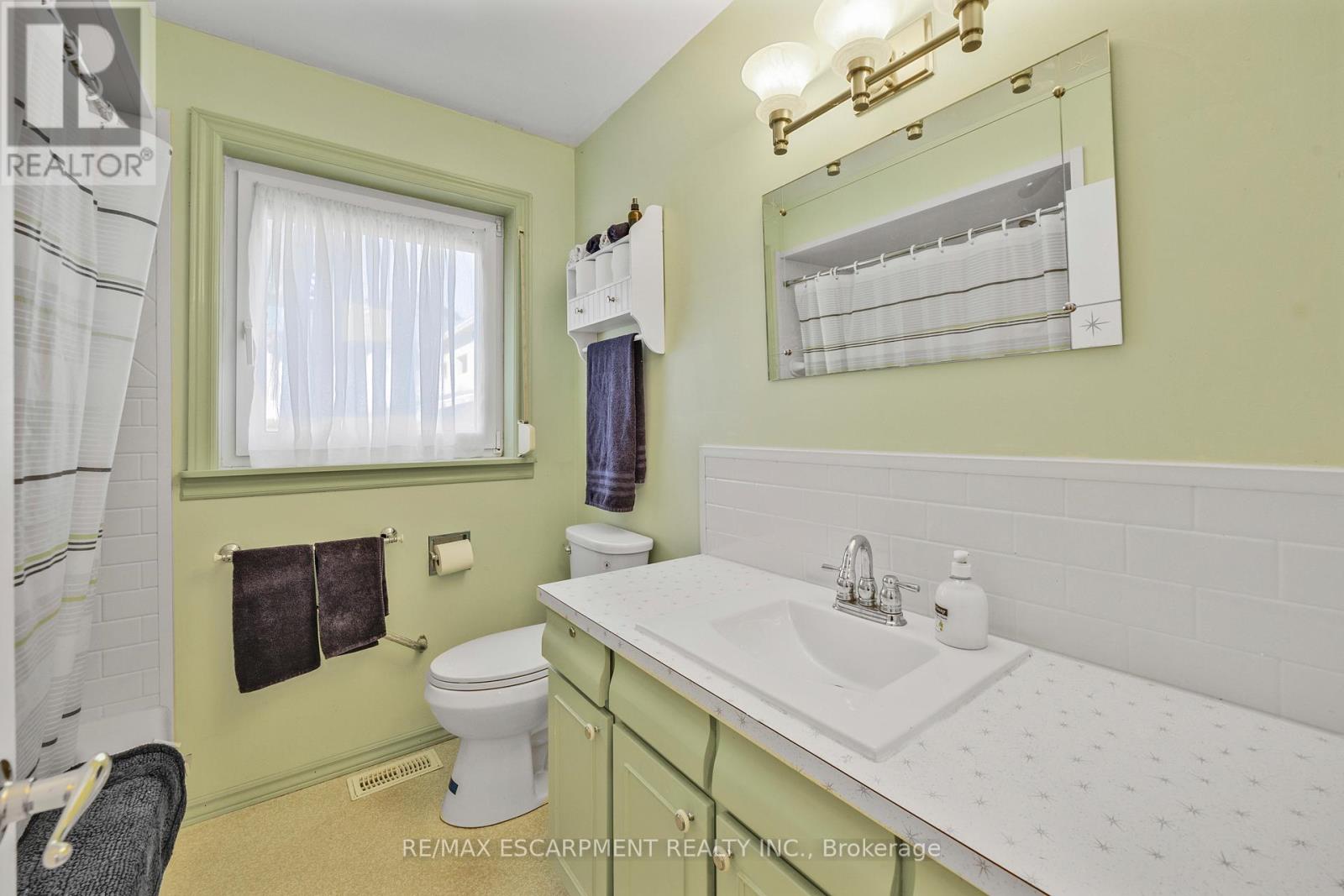172 Old Ancaster Road, Hamilton (Dundas), Ontario  L9H 3R4 - Photo 16 - X12790408