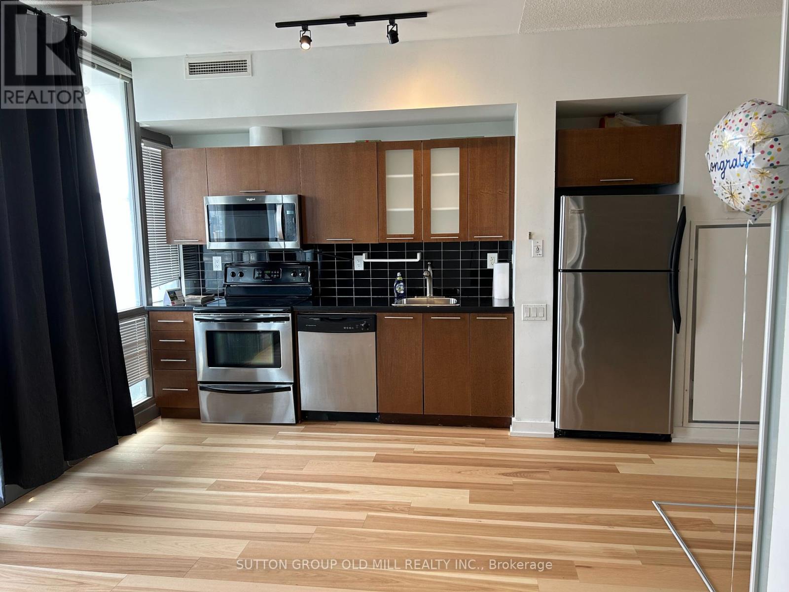 1103 - 33 Mill Street, Toronto, Ontario  M5A 3R3 - Photo 8 - C12790382