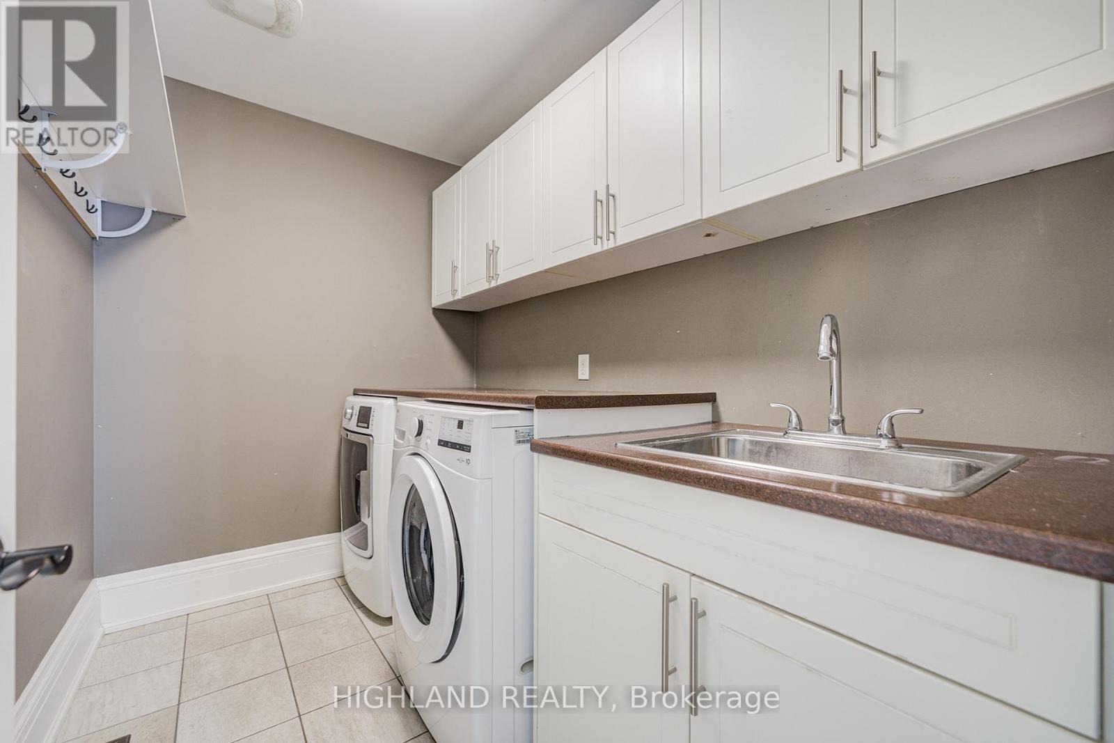 108 Livno Common, Oakville, Ontario  L6L 1H1 - Photo 23 - W12769882