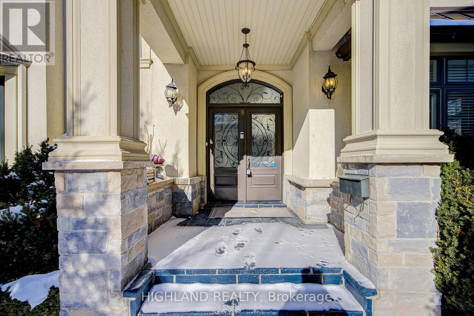 108 Livno Common, Oakville, Ontario  L6L 1H1 - Photo 5 - W12769882