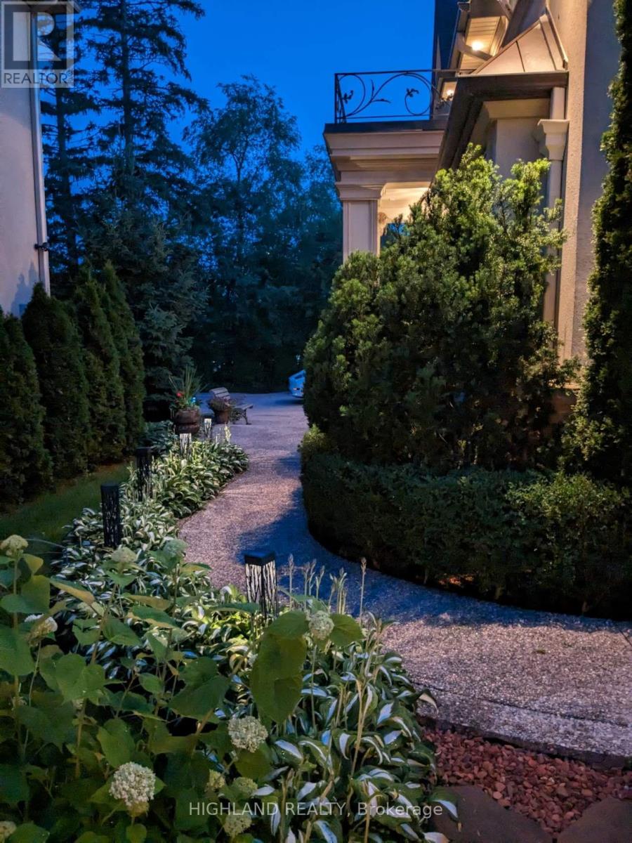 108 Livno Common, Oakville, Ontario  L6L 1H1 - Photo 45 - W12769882