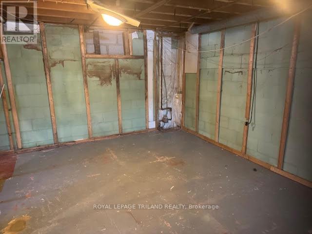 154 Ross Avenue, Thames Centre, Ontario  N0L 1G1 - Photo 13 - X12789404