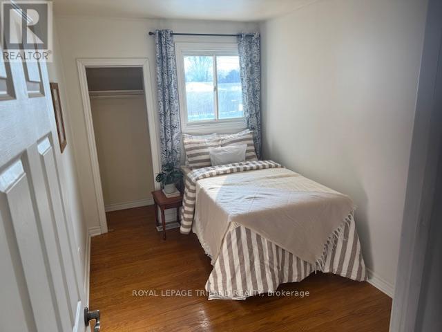 154 Ross Avenue, Thames Centre, Ontario  N0L 1G1 - Photo 10 - X12789404