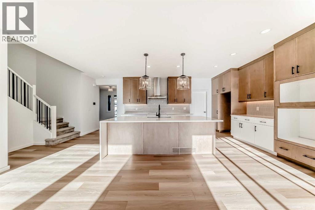 63 Creekside Path Sw, Calgary, Alberta  T2X 5V9 - Photo 9 - A2279480