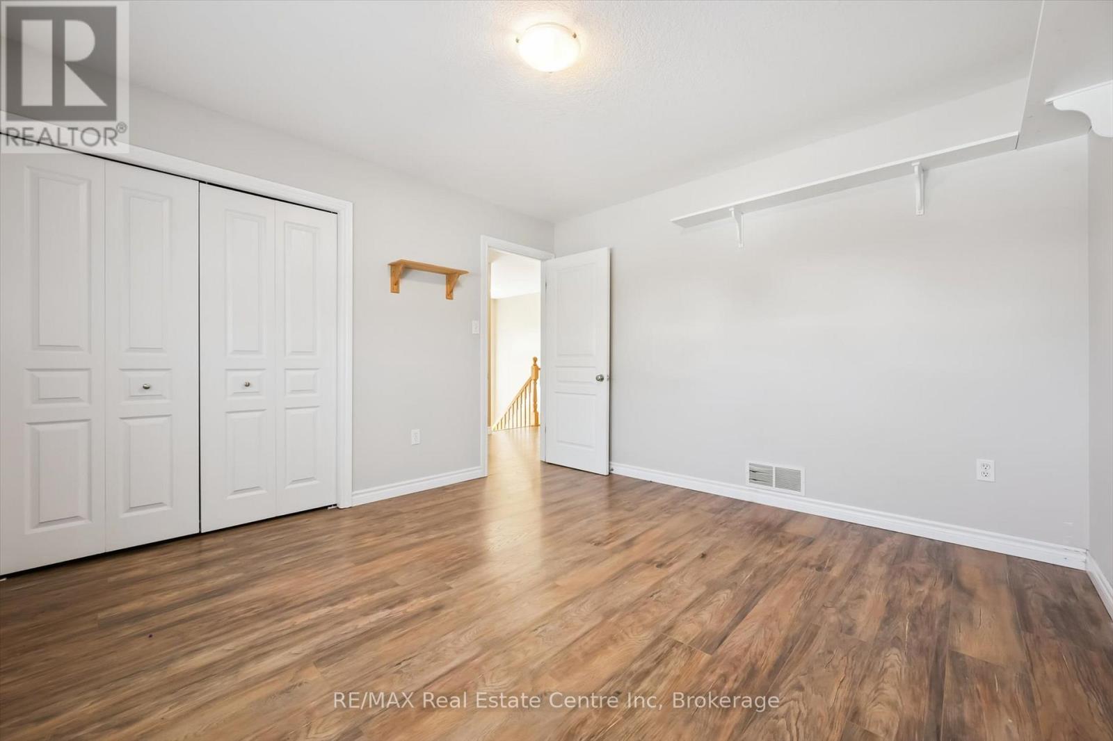 44 Dominion Drive, Guelph (Pineridge/westminster Woods), Ontario  N1L 0B4 - Photo 21 - X12739166