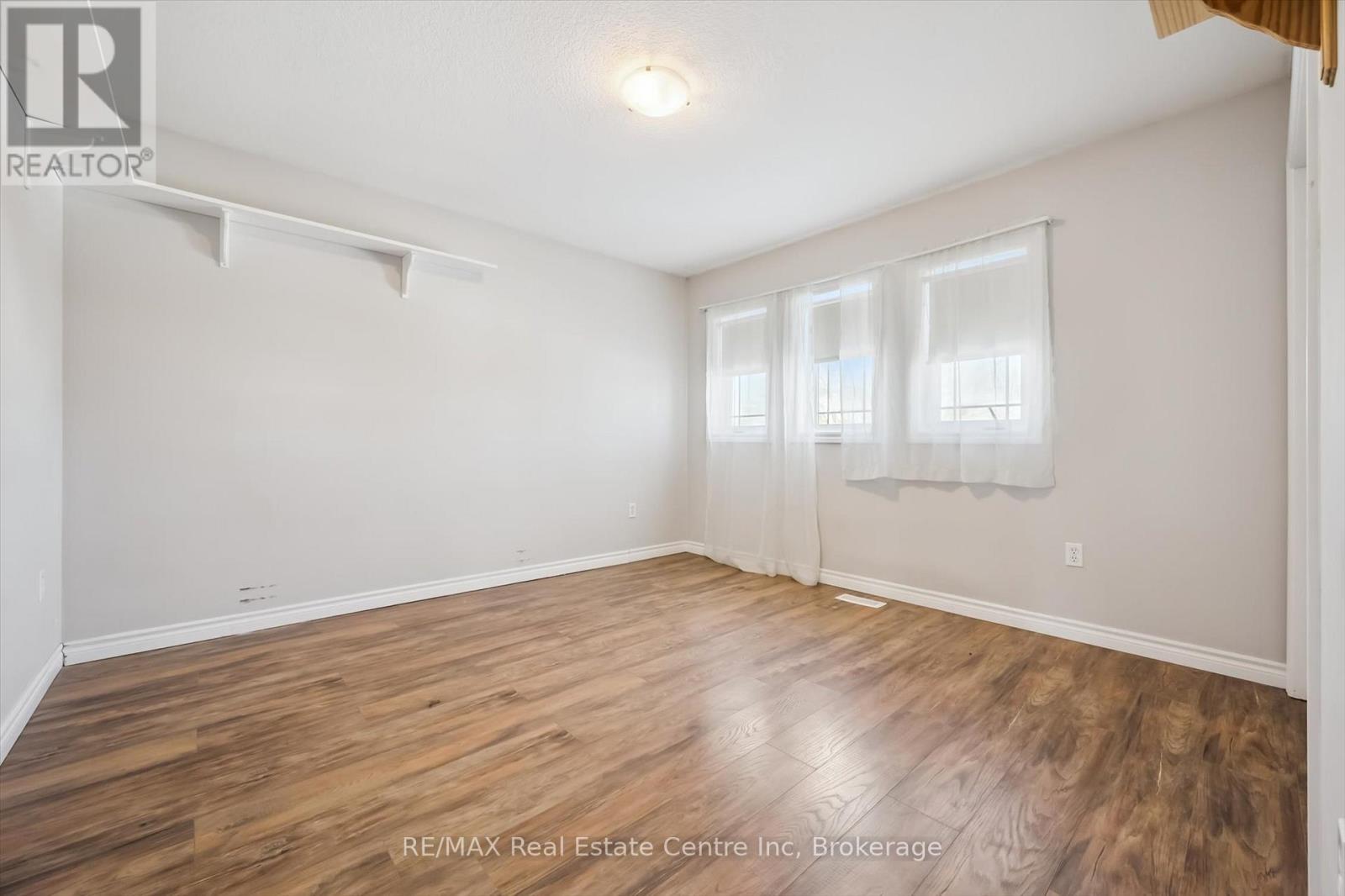 44 Dominion Drive, Guelph (Pineridge/westminster Woods), Ontario  N1L 0B4 - Photo 20 - X12739166