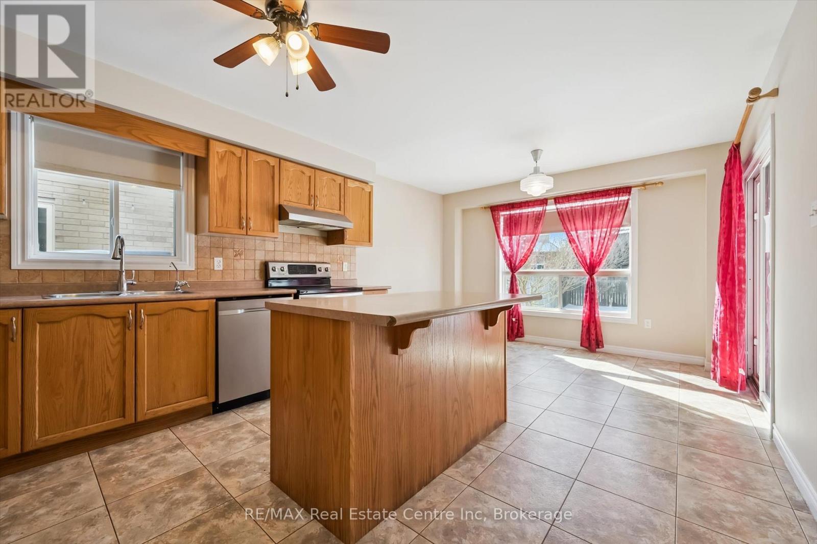 44 Dominion Drive, Guelph (Pineridge/westminster Woods), Ontario  N1L 0B4 - Photo 10 - X12739166