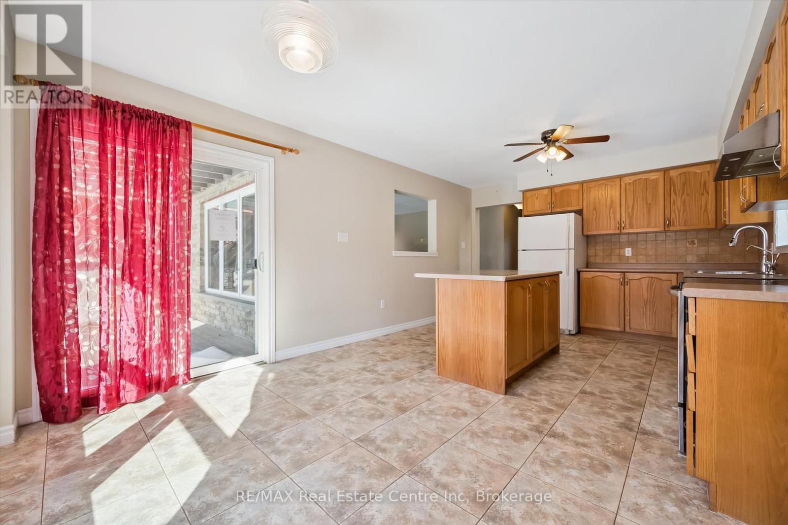 44 Dominion Drive, Guelph (Pineridge/westminster Woods), Ontario  N1L 0B4 - Photo 12 - X12739166