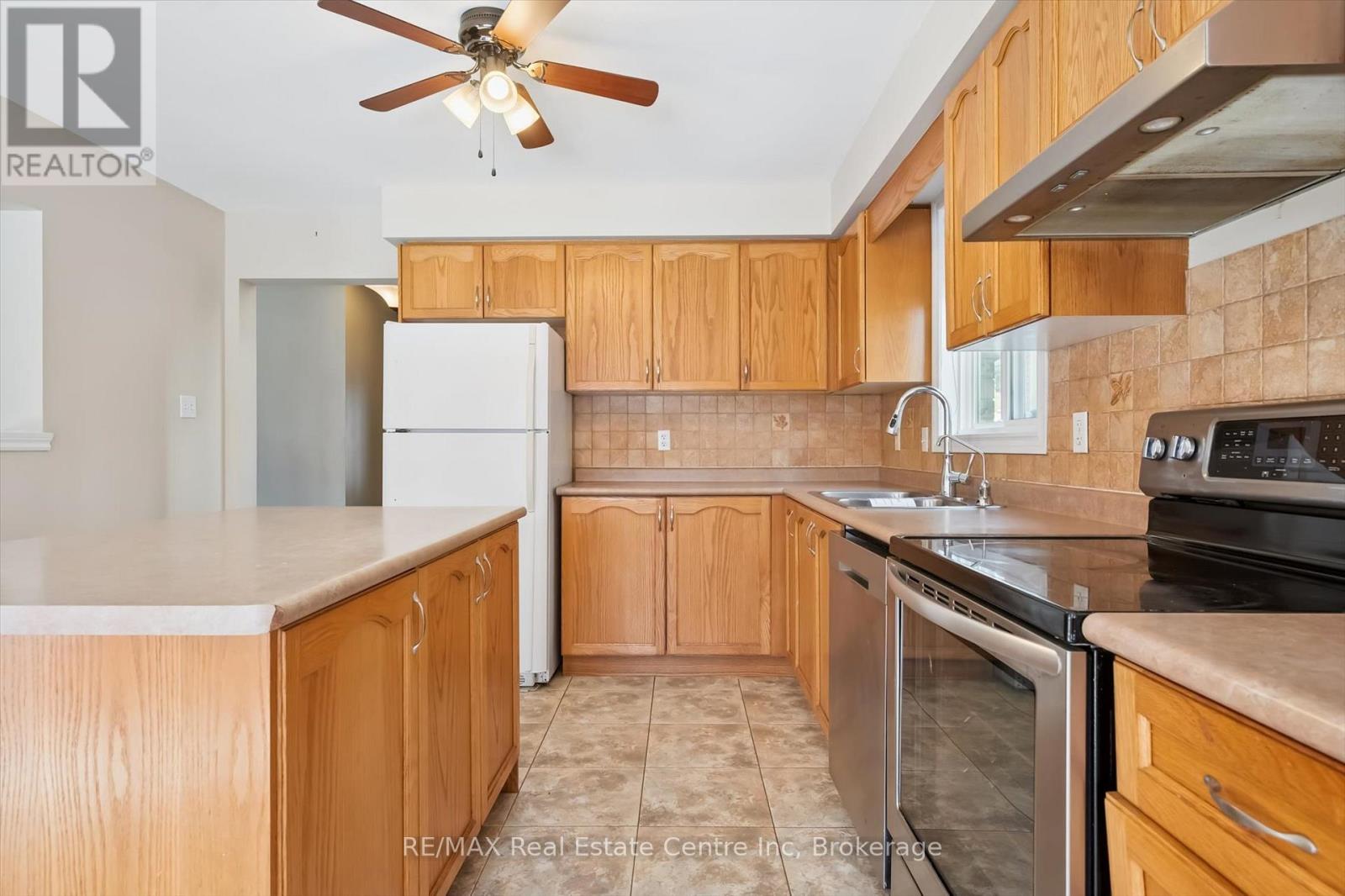 44 Dominion Drive, Guelph (Pineridge/westminster Woods), Ontario  N1L 0B4 - Photo 14 - X12739166