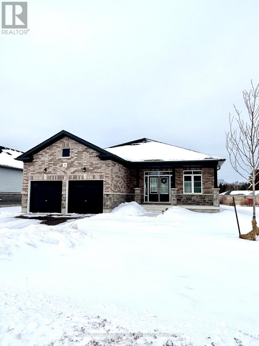 6 MISTY RIDGE ROAD, Wasaga Beach, Ontario