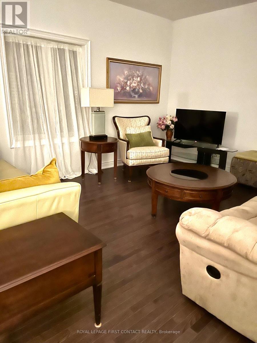 6 Misty Ridge Road, Wasaga Beach, Ontario  L9Z 0R8 - Photo 5 - S12790432