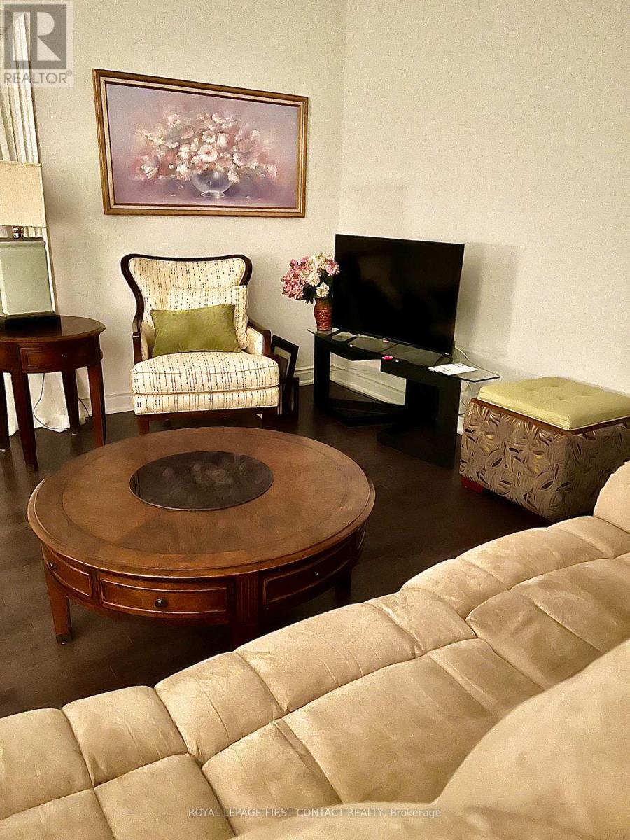 6 Misty Ridge Road, Wasaga Beach, Ontario  L9Z 0R8 - Photo 7 - S12790432