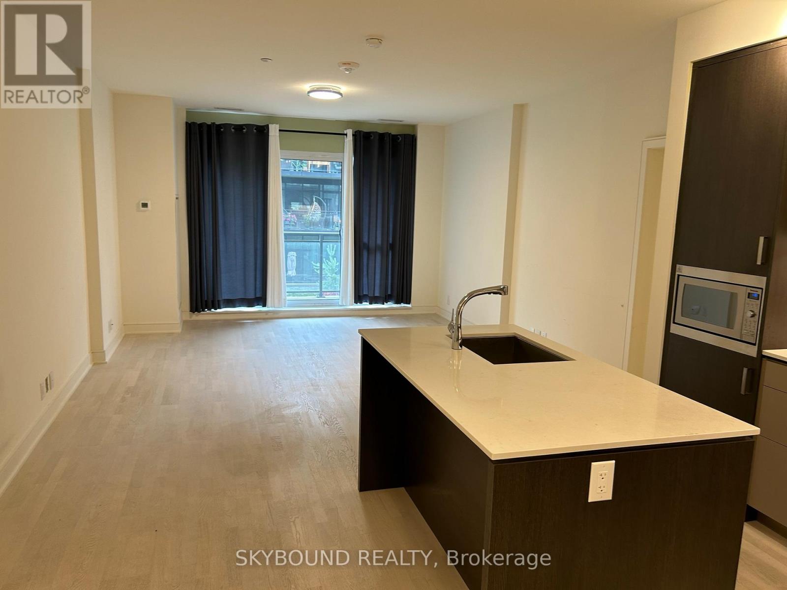 143 - 1575 Lakeshore Road W, Mississauga, Ontario  L5J 0B1 - Photo 10 - W12790426